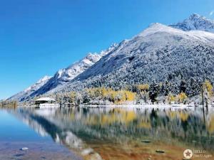 【一步稻味】稻城亞丁+四姑娘山+墨石公園+魚(yú)子西五日游